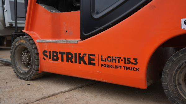 Вилочный электрический погрузчик SIBTRIKE SF4 LIGHT 15.3LA 1500 кг (Уценка)