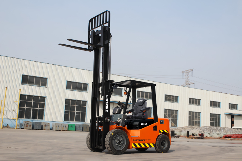 Вилочный дизельный погрузчик SIBTRIKE D25/45 2500 кг