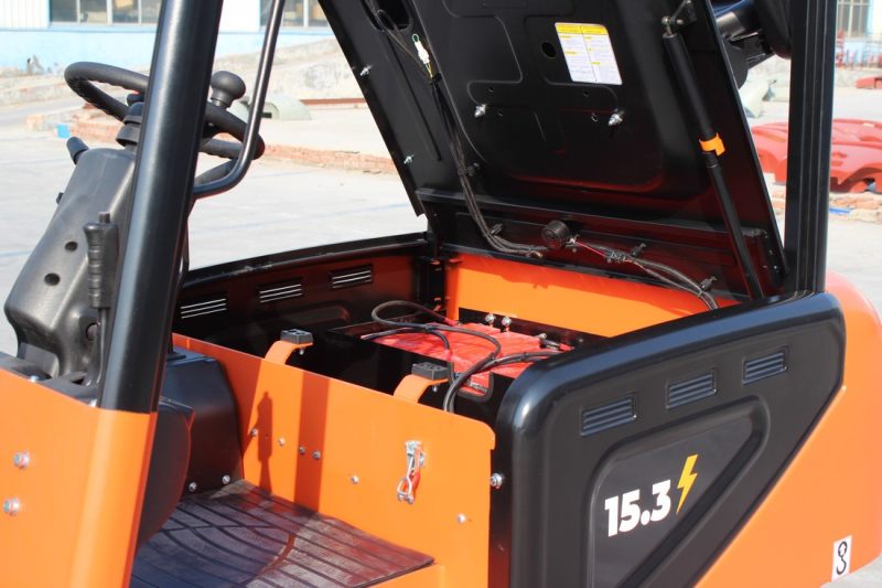Вилочный электрический погрузчик SIBTRIKE SF4 LIGHT 15.3LA 1500 кг