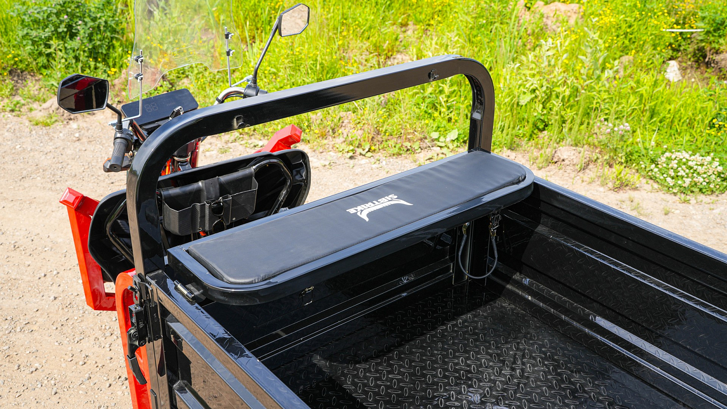 Грузовой электротрицикл SIBTRIKE CARGO 1.6 1500 кг
