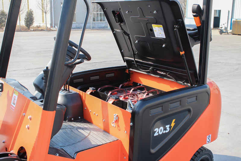 Вилочный электрический погрузчик SIBTRIKE SF4 LIGHT 20.3LA 2000 кг