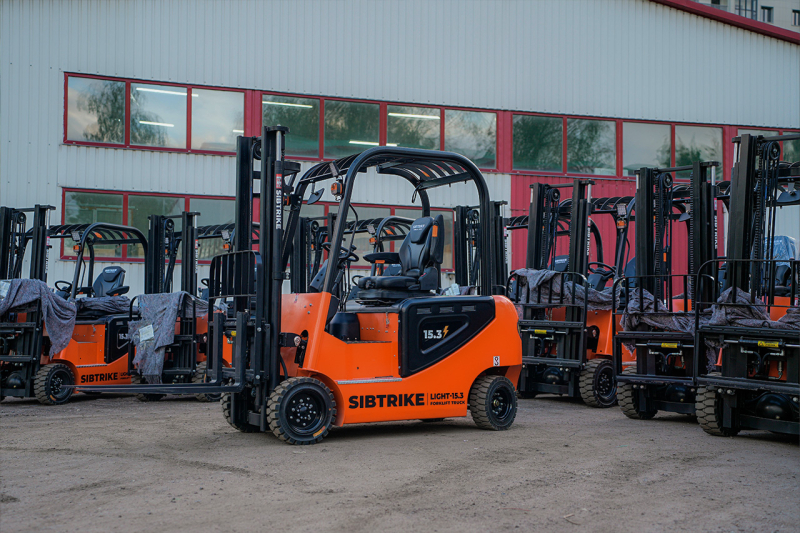 Вилочный электрический погрузчик SIBTRIKE SF4 LIGHT 20.3LA 2000 кг