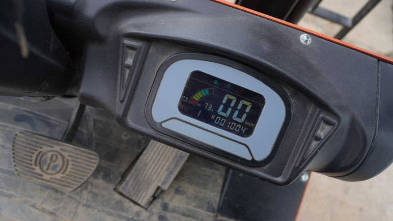 Вилочный электрический погрузчик SIBTRIKE SF4 LIGHT 15.3LA 1500 кг (Уценка)