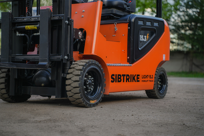 Вилочный электрический погрузчик SIBTRIKE SF4 LIGHT 20.3LA 2000 кг