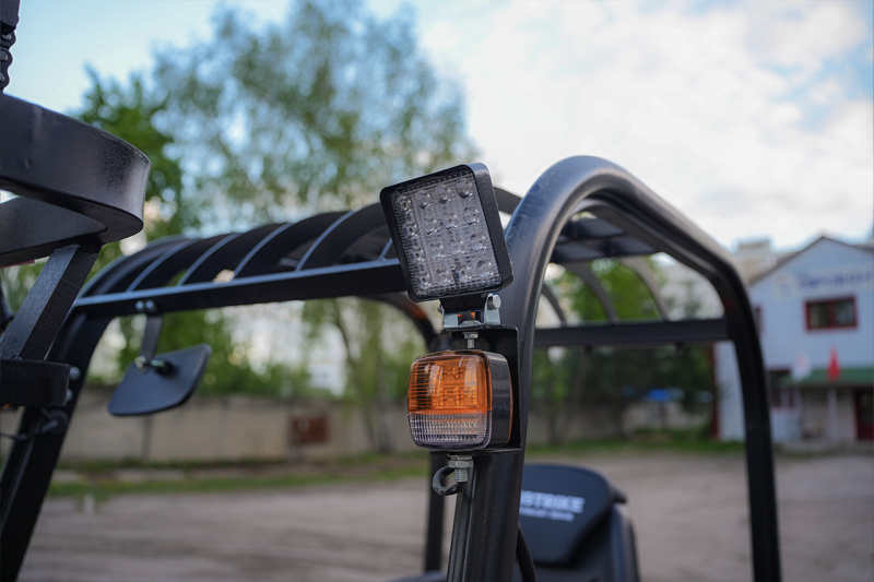 Вилочный электрический погрузчик SIBTRIKE SF4 LIGHT 20.3LA 2000 кг