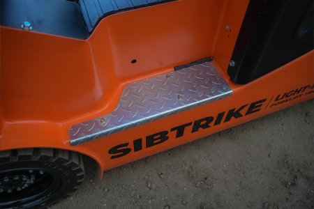 Вилочный электрический погрузчик SIBTRIKE SF4 LIGHT 15.3LA 1500 кг