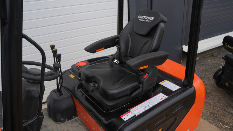 Вилочный электрический погрузчик SIBTRIKE SF4 LIGHT 15.3LA 1500 кг (Уценка)