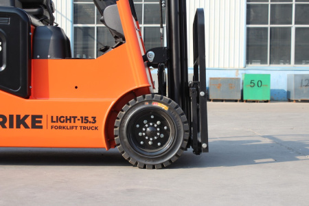 Вилочный электрический погрузчик SIBTRIKE SF4 LIGHT 15.3LA 1500 кг