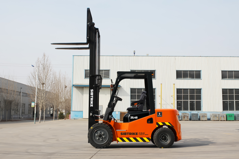 Вилочный дизельный погрузчик SIBTRIKE D25/45 2500 кг