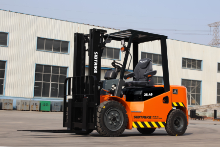 Вилочный дизельный погрузчик SIBTRIKE D25/45 2500 кг